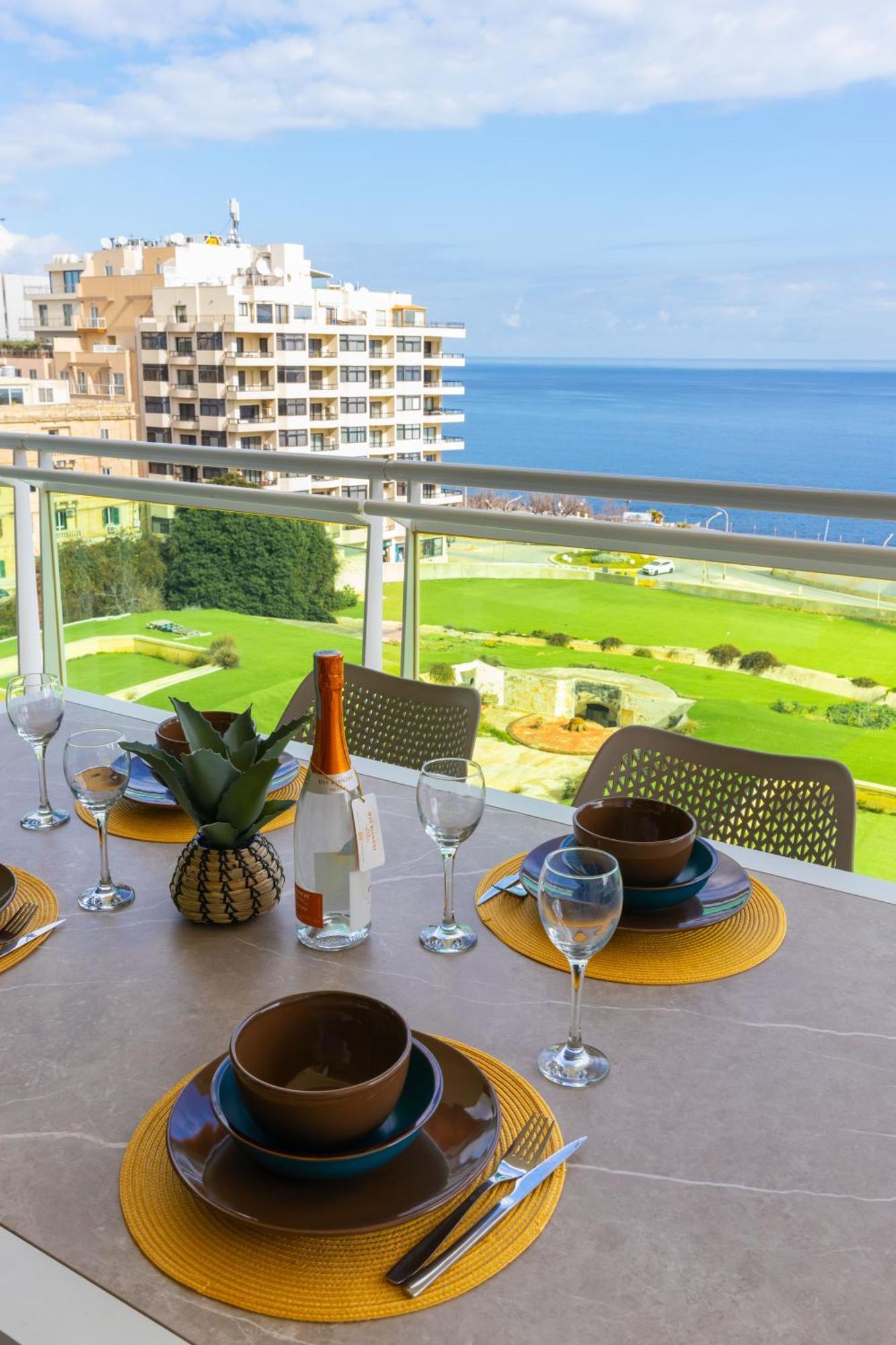 Luxury Seafront 3Br With Pool By Arcobnb Sliema Exteriér fotografie